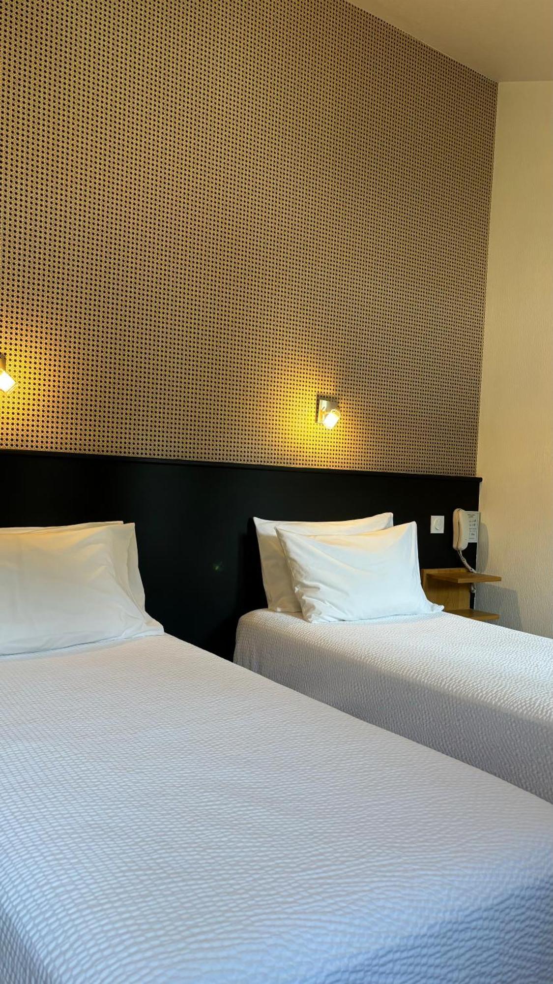 Logis Hotel Restaurant Grand Hotel De Lyon Vals-les-Bains Kültér fotó
